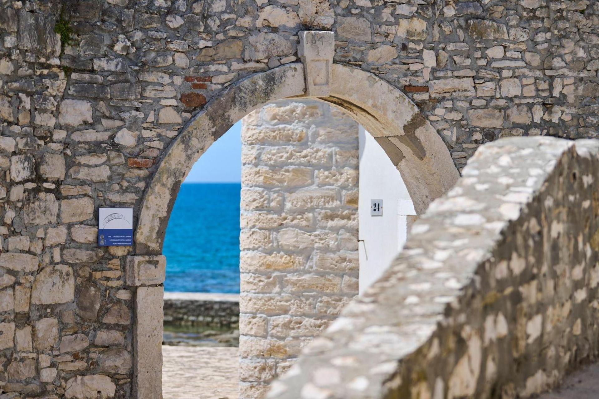 Apartment Rivarela Blu - Newly Renovated And Top Location Near Sea Novigrad Istria 외부 사진